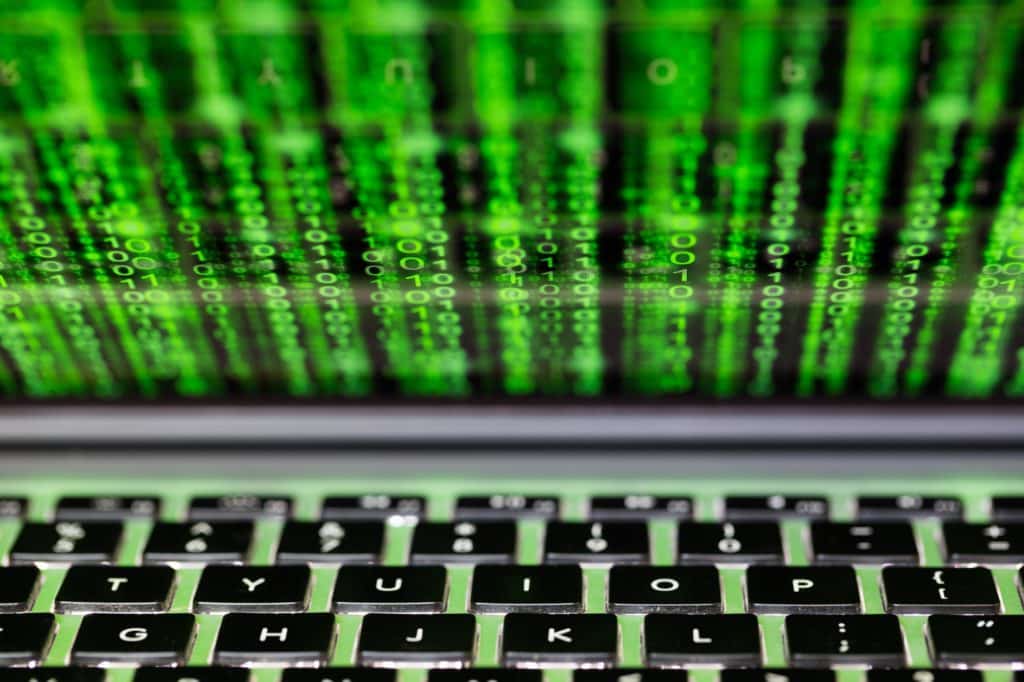 Sichere Nachrichtenfunktion auf einer Auktionsplattform, um private Details zu besprechen.